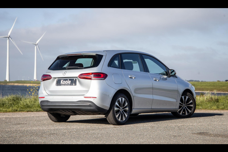 Mercedes-Benz B-Klasse 250 e Premium Plus DEALER ONDERHOUDEN / STOELVERWARMING / CARPLAY / CAMERA