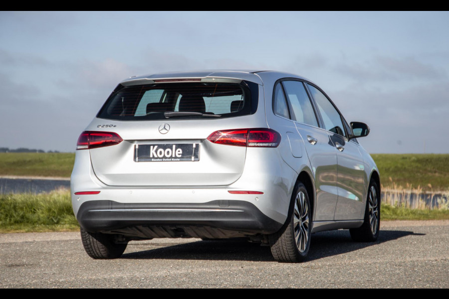 Mercedes-Benz B-Klasse 250 e Premium Plus DEALER ONDERHOUDEN / STOELVERWARMING / CARPLAY / CAMERA