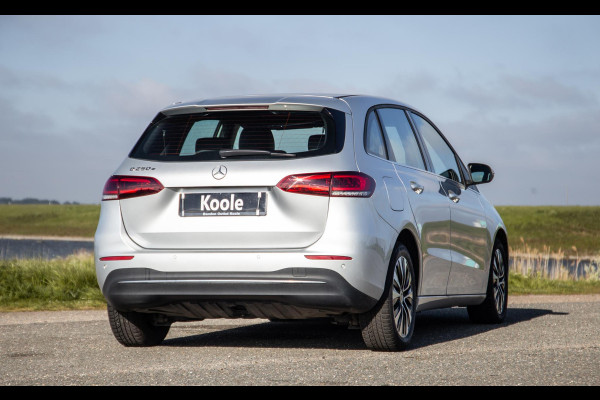 Mercedes-Benz B-Klasse 250 e Premium Plus DEALER ONDERHOUDEN / STOELVERWARMING / CARPLAY / CAMERA