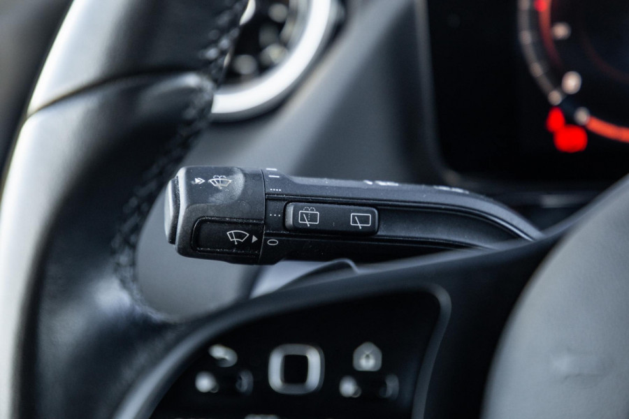 Mercedes-Benz B-Klasse 250 e Premium Plus DEALER ONDERHOUDEN / STOELVERWARMING / CARPLAY / CAMERA