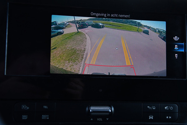 Mercedes-Benz Sprinter 316 2.2 CDI L2H2 Black Edition MARGE! Camera, Cruise, Carplay, LED, 10,5'' Mbux, 164pk, Standkachel, Stoelverwarming, Automaat, NAVI, Leder, Uniek!