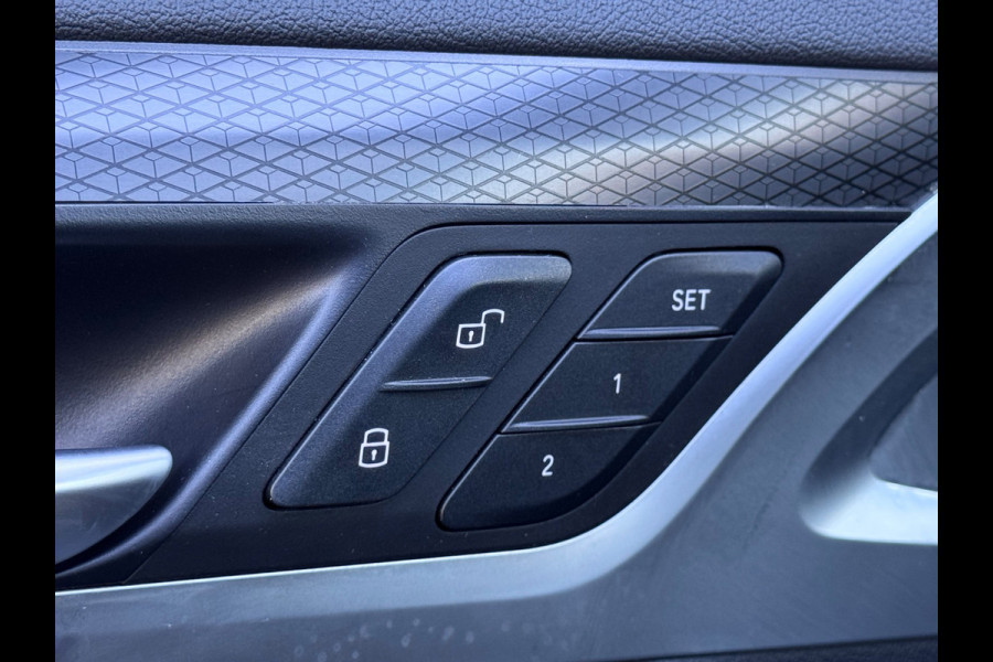 BMW X3 XDrive30e High Executive Pano/H&K/Memory/Laser