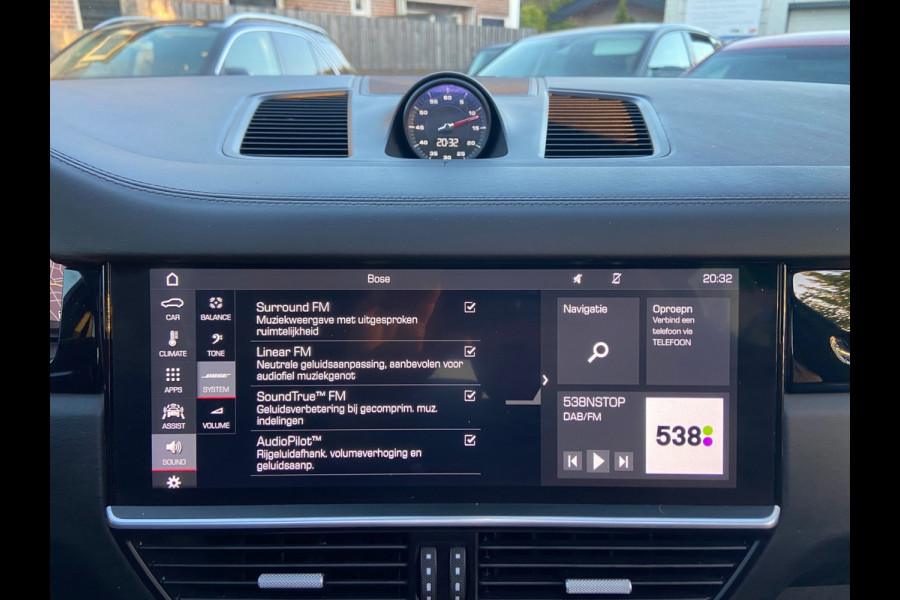 Porsche Cayenne 3.0 AUT8/PANO/CHRONO/TREKHAAK/BOSE/DEALERAUTO