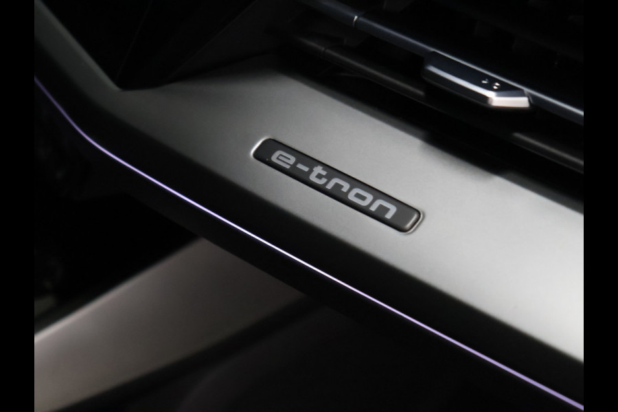 Audi Q4 e-tron 40 Launch edition Advanced Plus 77 kWh [TREKHAAK ELEKTRISCH UITKLAPBAAR, APPLE CARPLAY, ANDROID, SONOS AUDIO, STOELVERWARMING, ADAPTIVE CRUISE, CAMERA, CLIMATE, NIEUWSTAAT]