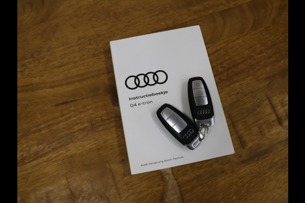 Audi Q4 e-tron 40 Launch edition Advanced Plus 77 kWh [TREKHAAK ELEKTRISCH UITKLAPBAAR, APPLE CARPLAY, ANDROID, SONOS AUDIO, STOELVERWARMING, ADAPTIVE CRUISE, CAMERA, CLIMATE, NIEUWSTAAT]