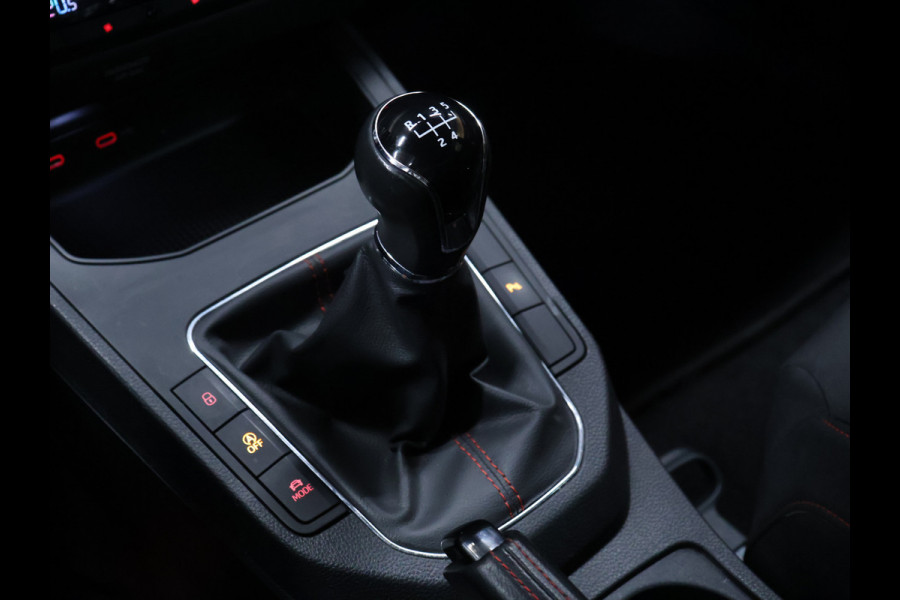 Seat Ibiza 1.0 TSI FR Business Intense [APPLE CARPLAY, ANDROID, CAMERA, PDC V+A, CRUISE, CLIMATE, NIEUWSTAAT]