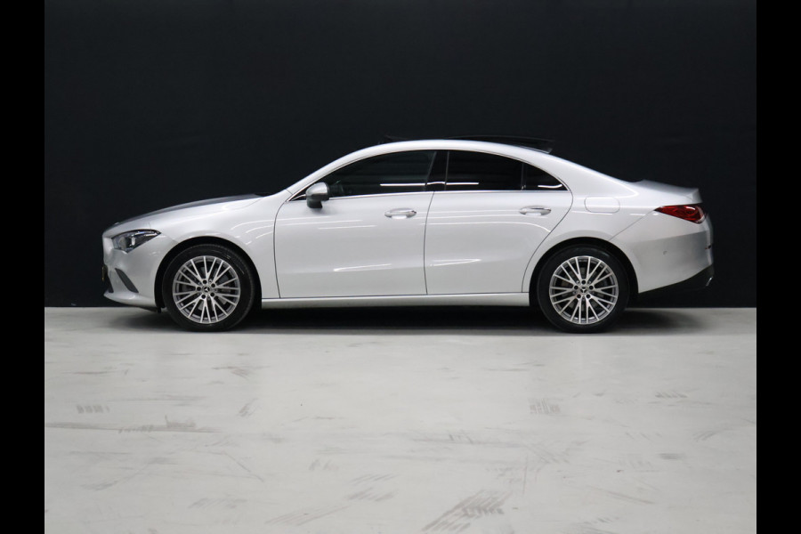 Mercedes-Benz CLA-Klasse 250 e Luxury Line [SCHUIFKANTELDAK, APPLE CARPLAY, ANDROID, VOL LEDER, STOELVERWARMING, CAMERA, PDC 360, CRUISE, CLIMATE, NIEUWSTAAT]