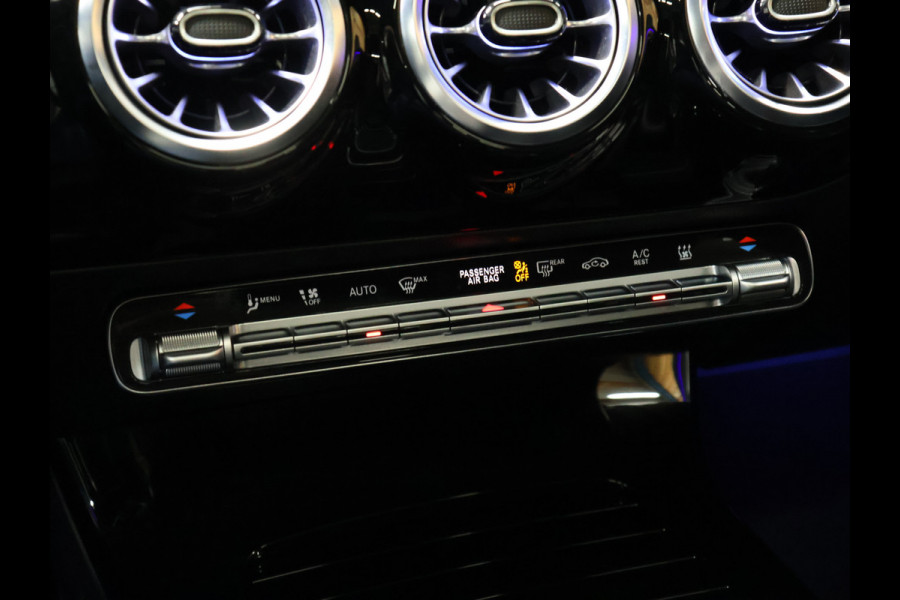 Mercedes-Benz CLA-Klasse 250 e Luxury Line [SCHUIFKANTELDAK, APPLE CARPLAY, ANDROID, VOL LEDER, STOELVERWARMING, CAMERA, PDC 360, CRUISE, CLIMATE, NIEUWSTAAT]