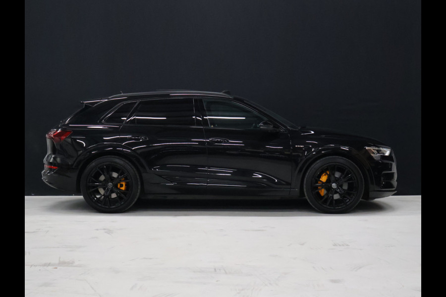 Audi e-tron e-tron 55 quattro advanced 95 kWh [SCHUIFKANTELDAK, BANG & OLUFSEN, MEMORY SEATS, AFNEEMBARE TREKHAAK, APPLE CARPLAY, ANDROID, HEAD-UP, 360 CAMERA, ADAPTIVE CRUISE, CLIMATE, NIEUWSTAAT]