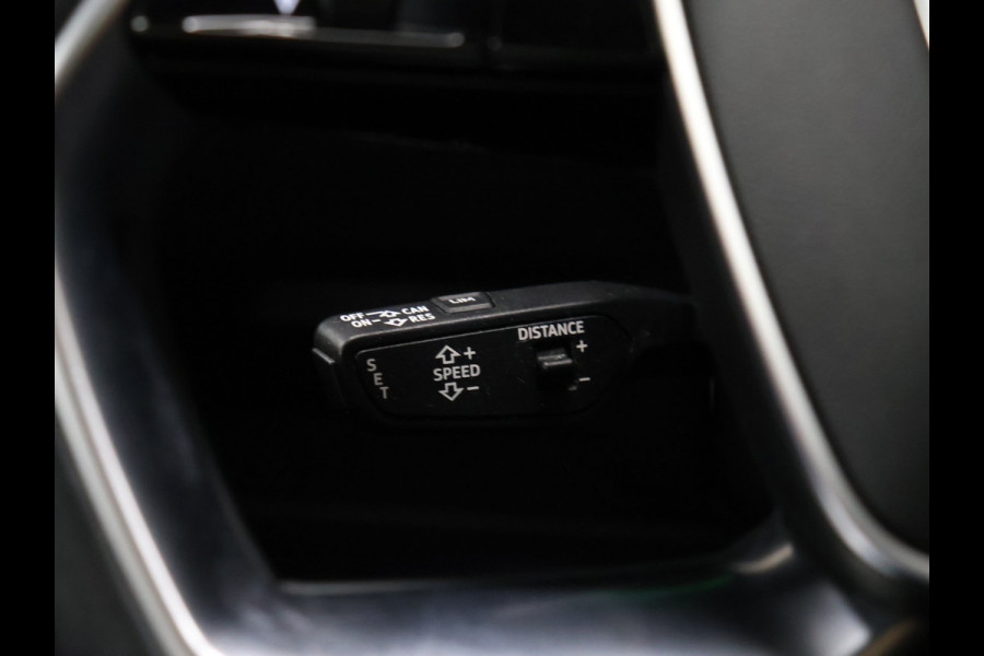 Audi e-tron e-tron 55 quattro advanced 95 kWh [SCHUIFKANTELDAK, BANG & OLUFSEN, MEMORY SEATS, AFNEEMBARE TREKHAAK, APPLE CARPLAY, ANDROID, HEAD-UP, 360 CAMERA, ADAPTIVE CRUISE, CLIMATE, NIEUWSTAAT]
