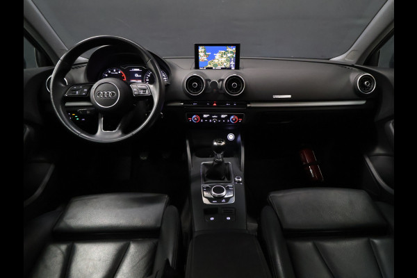 Audi A3 Limousine 35 TFSI CoD Pro Line [SCHUIFKANTELDAK, STOELVERWARMING, CAMERA, PDC V+A, VOL LEDER, CRUISE, BLUETOOTH, CLIMATE, NIEUWSTAAT]