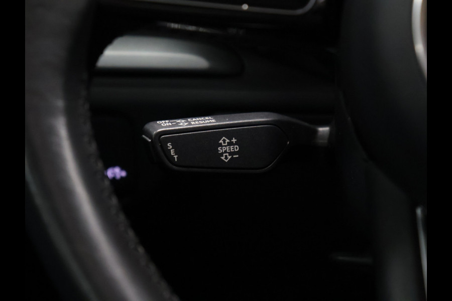 Audi A3 Limousine 35 TFSI CoD Pro Line [SCHUIFKANTELDAK, STOELVERWARMING, CAMERA, PDC V+A, VOL LEDER, CRUISE, BLUETOOTH, CLIMATE, NIEUWSTAAT]