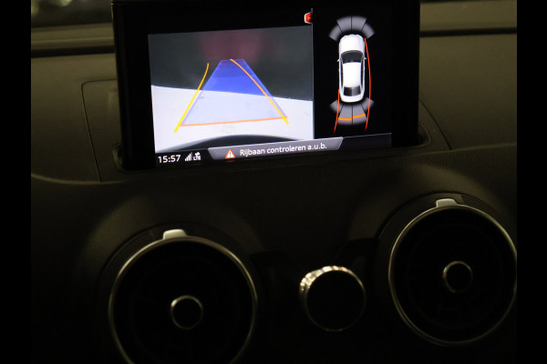 Audi A3 Limousine 35 TFSI CoD Pro Line [SCHUIFKANTELDAK, STOELVERWARMING, CAMERA, PDC V+A, VOL LEDER, CRUISE, BLUETOOTH, CLIMATE, NIEUWSTAAT]