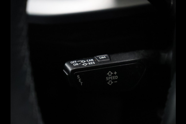 Audi A3 Sportback 40 TFSI e Sport S Line [APPLE CARPLAY, ANDROID, STOELVERWARMING, VOL LEDER, CAMERA, PDC 360, CRUISE, CLIMATE, TREKHAAK AFNEEMBAAR, NIEUWSTAAT]