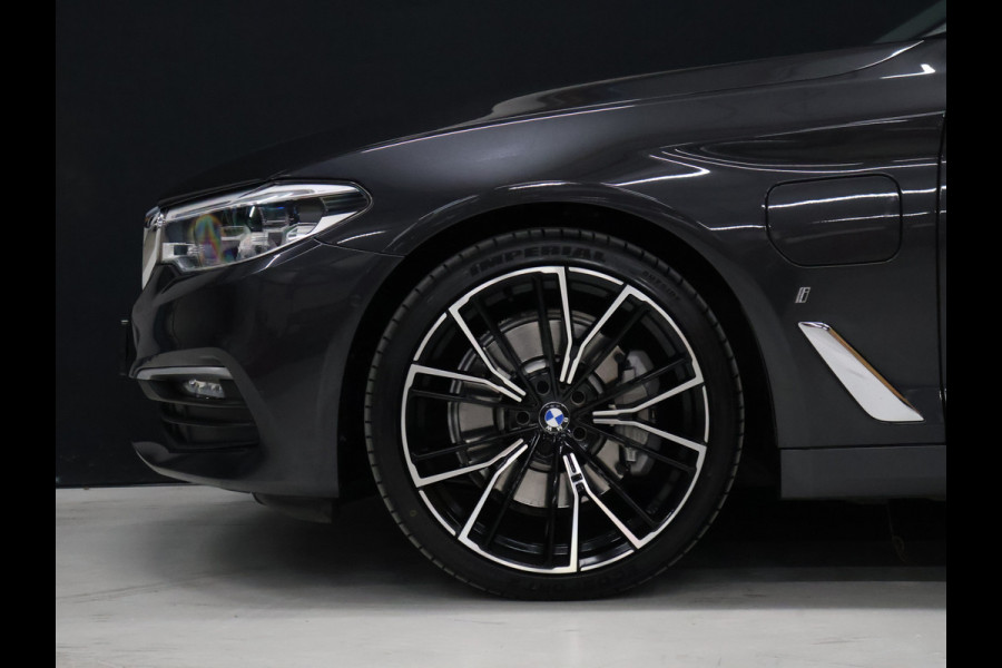 BMW 5 Serie 530e iPerformance High Executive Edition [HEAD-UP, STOELVENTILATIE, MEMORY SEATS, STOELVERWARMING V+A, CAMERA, PDC 360, VOL LEDER, CRUISE, BLUETOOTH, CLIMATE, NIEUWSTAAT]