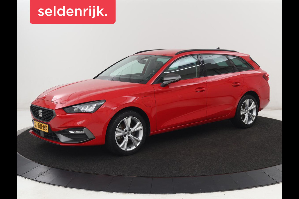 Seat Leon 1.4 TSI eHybrid PHEV FR | SOH 97,5% | Stoelverwarming | Adaptive cruise | Sfeerverlichting | Navigatie | Parkeerhulp | Full LED | Stuurverwarming | Bluetooth | Plug In