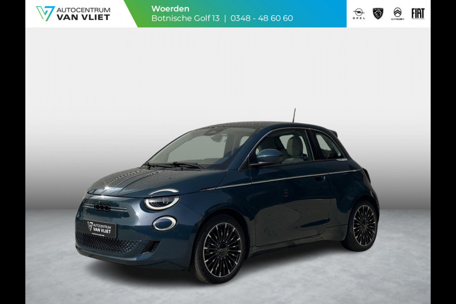 Fiat 500E La Prima 42 kWh | Leder | 17" | Pack Winter | Schuif/Kantel dak