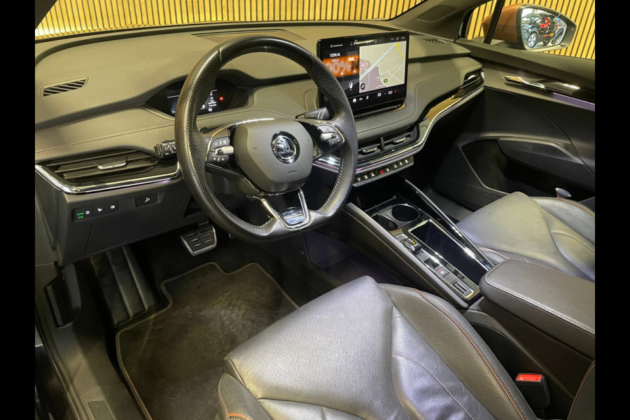 Škoda ENYAQ iV 80 Founders Edition Black|90% SOH|CRYSTAL FACE|LEDER|NAVI|CAMERA|STUURVERWARMING|NAP|NL-AUTO|1e EIGENAAR|INCL.BTW|