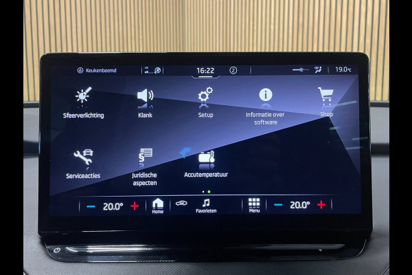 Škoda ENYAQ iV 80 Founders Edition Black|90% SOH|CRYSTAL FACE|LEDER|NAVI|CAMERA|STUURVERWARMING|NAP|NL-AUTO|1e EIGENAAR|INCL.BTW|