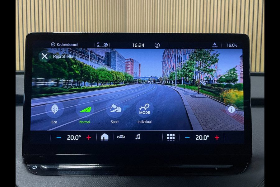 Škoda ENYAQ iV 80 Founders Edition Black|90% SOH|CRYSTAL FACE|LEDER|NAVI|CAMERA|STUURVERWARMING|NAP|NL-AUTO|1e EIGENAAR|INCL.BTW|