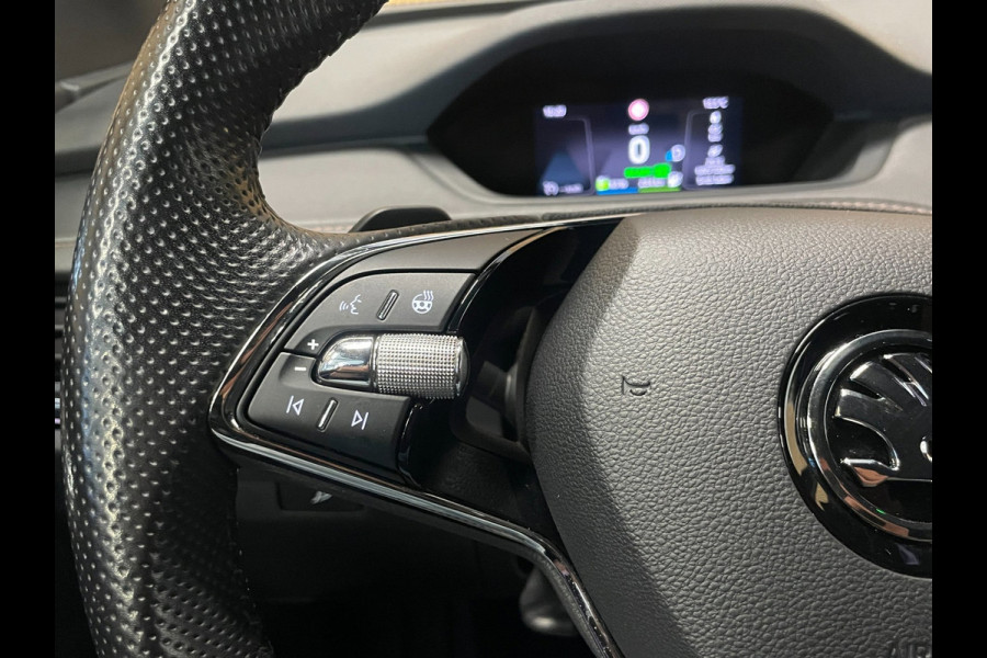 Škoda ENYAQ iV 80 Founders Edition Black|90% SOH|CRYSTAL FACE|LEDER|NAVI|CAMERA|STUURVERWARMING|NAP|NL-AUTO|1e EIGENAAR|INCL.BTW|