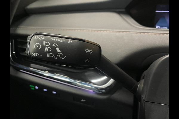 Škoda ENYAQ iV 80 Founders Edition Black|90% SOH|CRYSTAL FACE|LEDER|NAVI|CAMERA|STUURVERWARMING|NAP|NL-AUTO|1e EIGENAAR|INCL.BTW|