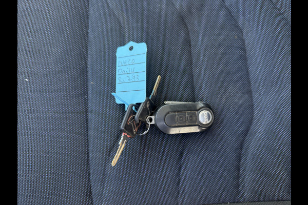 Iveco Daily 35C14 2.3 Kipper Dubbele Cabine Dubbellucht 3,5t Trekhaak 6 Stoelen Airco Cruise Control Benne Tipper