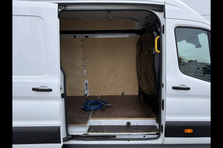 Ford E-Transit 68kWh 184PK L4H3 317km WLTP 93,9% (SOH) BEV Snelladen Carplay Climate control Laadkabel 360° camera Parkeersensoren voor achter Stoelverwarming