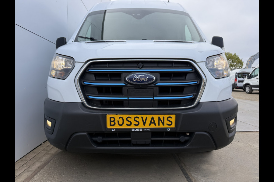 Ford E-Transit 68kWh 184PK L4H3 317km WLTP 93,9% (SOH) BEV Snelladen Carplay Climate control Laadkabel 360° camera Parkeersensoren voor achter Stoelverwarming