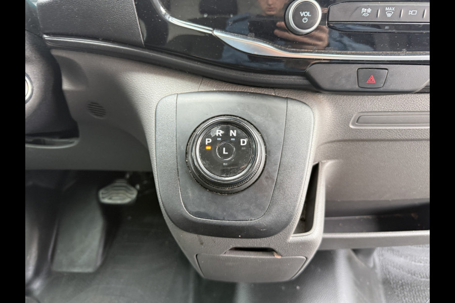 Ford E-Transit 68kWh 184PK L4H3 317km WLTP 93,9% (SOH) BEV Snelladen Carplay Climate control Laadkabel 360° camera Parkeersensoren voor achter Stoelverwarming