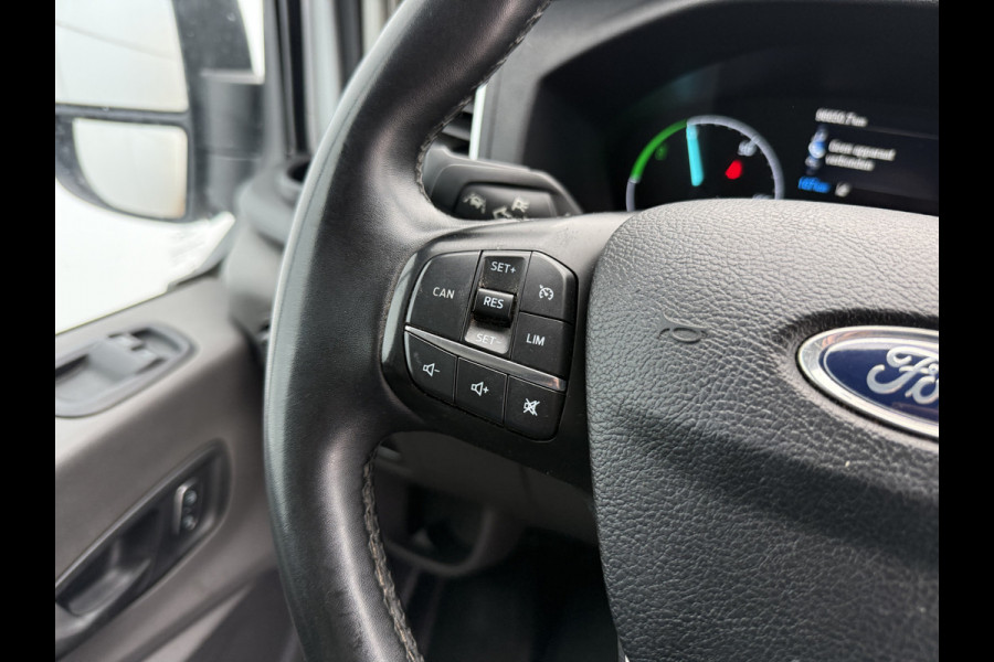 Ford E-Transit 68kWh 184PK L4H3 317km WLTP 93,9% (SOH) BEV Snelladen Carplay Climate control Laadkabel 360° camera Parkeersensoren voor achter Stoelverwarming