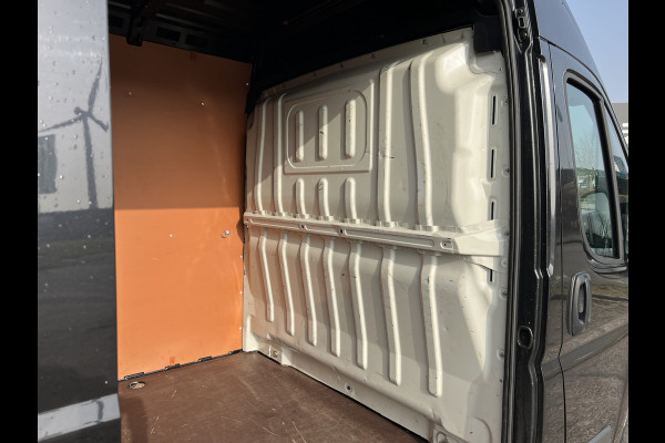 Peugeot Boxer 35 2.2 HDi 165 L2H2 Edition
