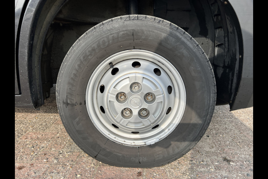 Peugeot Boxer 35 2.2 HDi 165 L2H2 Edition