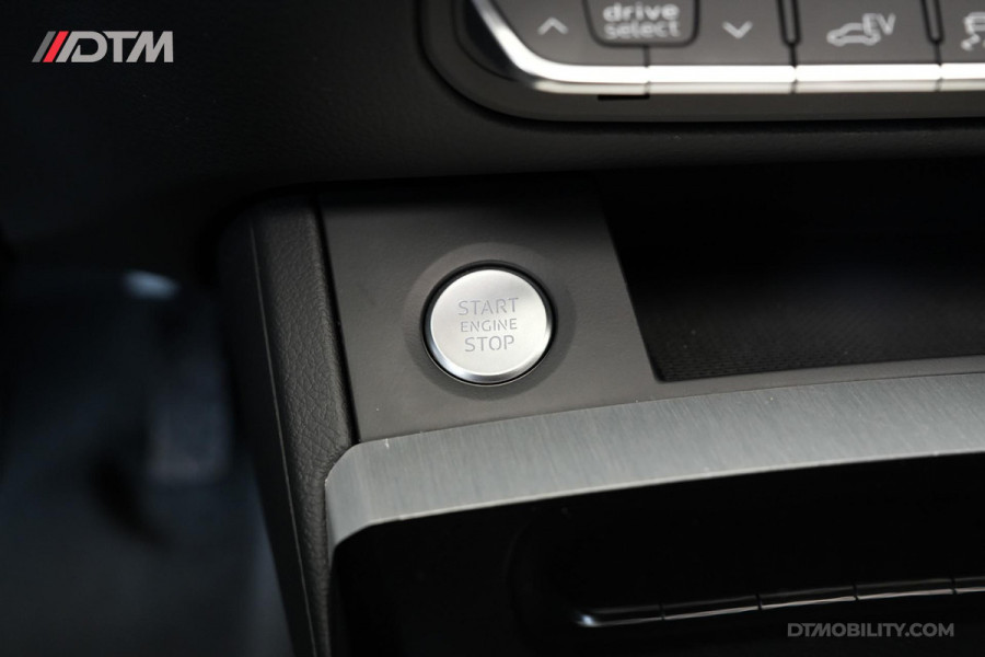 Audi Q5 55TFSIe S-Edition Competition | RS Stoelen | Pano | 360 | Trekhaak