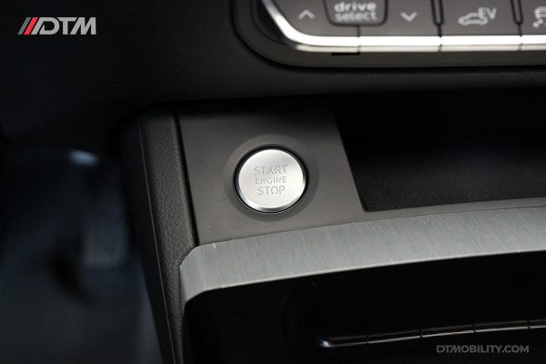 Audi Q5 55TFSIe S-Edition Competition | RS Stoelen | Pano | 360 | Trekhaak