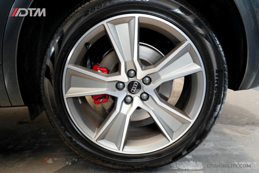 Audi Q5 55TFSIe S-Edition Competition | RS Stoelen | Pano | 360 | Trekhaak