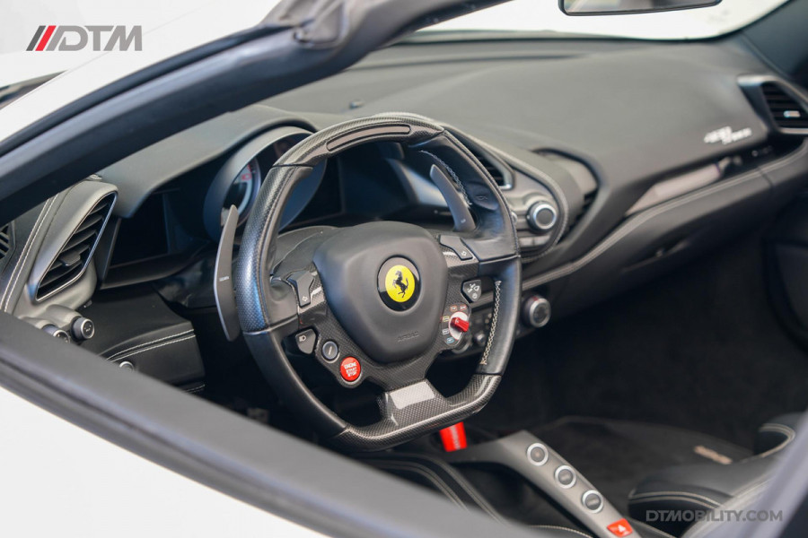 Ferrari 488 3.9 Spider HELE | Daytona Racing Seats | Passenger Display | Nose Lift |