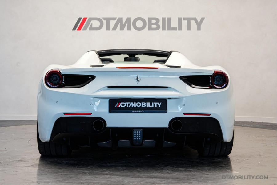 Ferrari 488 3.9 Spider HELE | Daytona Racing Seats | Passenger Display | Nose Lift |