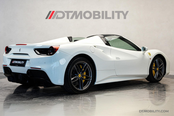 Ferrari 488 3.9 Spider HELE | Daytona Racing Seats | Passenger Display | Nose Lift |