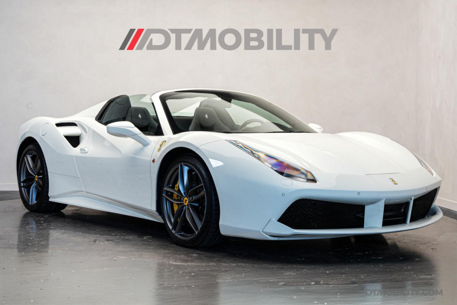 Ferrari 488 3.9 Spider HELE | Daytona Racing Seats | Passenger Display | Nose Lift |