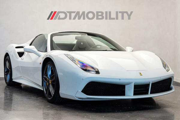 Ferrari 488 3.9 Spider HELE | Daytona Racing Seats | Passenger Display | Nose Lift |