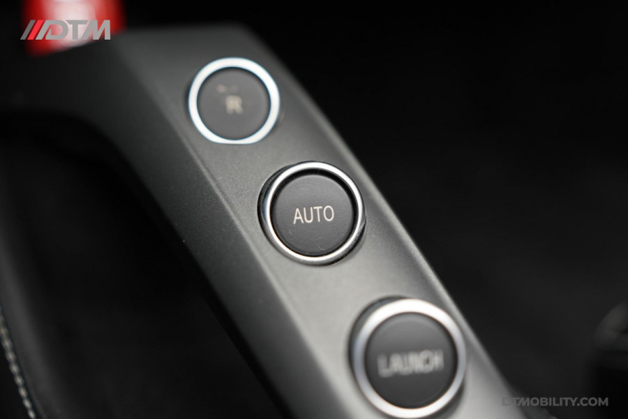 Ferrari 488 3.9 Spider HELE | Daytona Racing Seats | Passenger Display | Nose Lift |