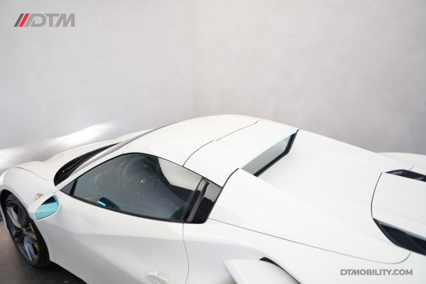 Ferrari 488 3.9 Spider HELE | Daytona Racing Seats | Passenger Display | Nose Lift |