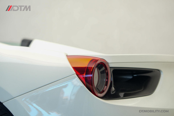 Ferrari 488 3.9 Spider HELE | Daytona Racing Seats | Passenger Display | Nose Lift |