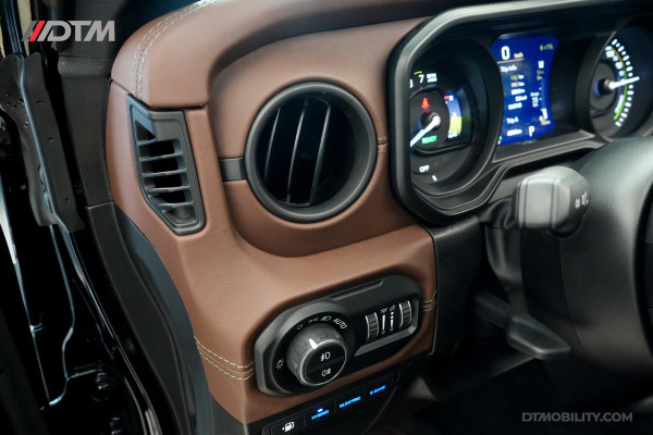 Jeep Wrangler Unlimited 4xe 380 Rubicon | Ferrari Leather | Emerald Edition |