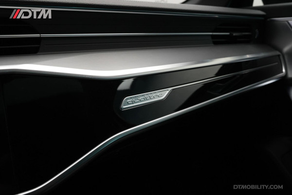 Audi A6 Limousine 55TFSIe Quattro Competition | Panoramadak | Leder | 360