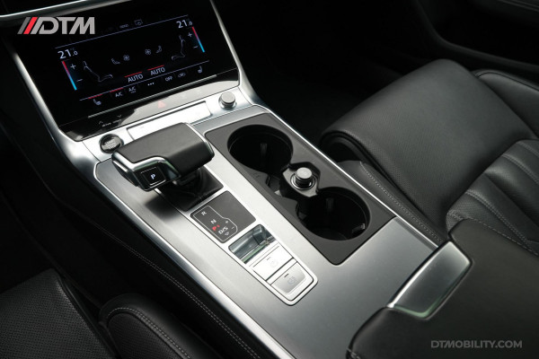 Audi A6 Limousine 55TFSIe Quattro Competition | Panoramadak | Leder | 360