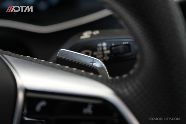 Audi A6 Limousine 55TFSIe Quattro Competition | Panoramadak | Leder | 360