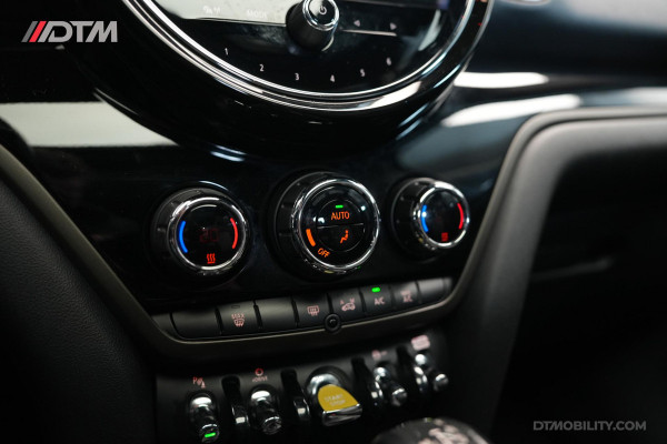 MINI Countryman Mini 2.0 Cooper S E ALL4 Northwood Edition | Panoramadak | Camera | Leder | Head-Up Display |