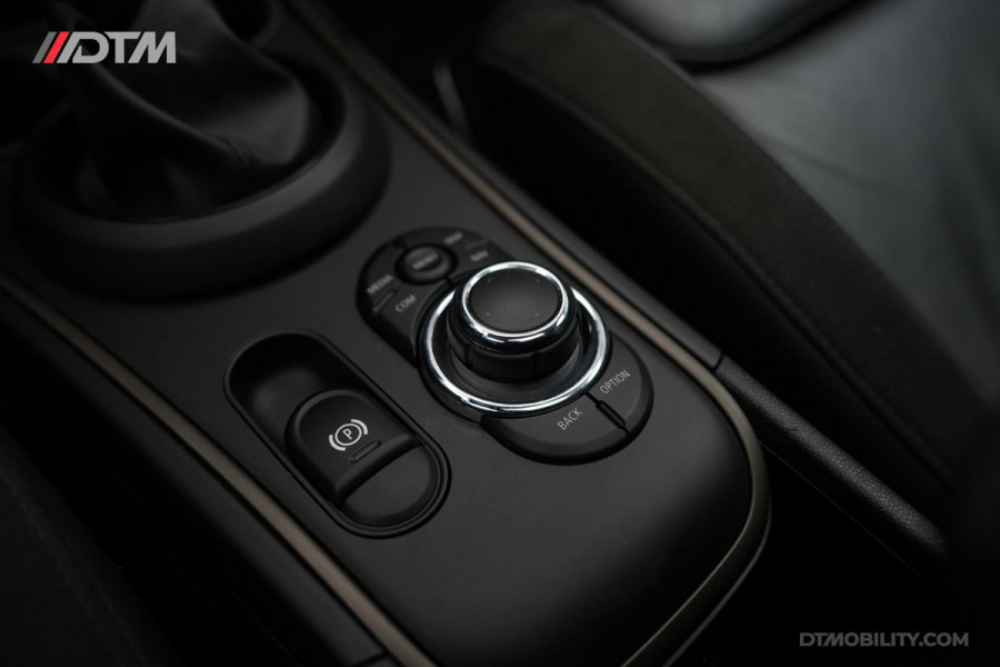 MINI Countryman Mini 2.0 Cooper S E ALL4 Northwood Edition | Panoramadak | Camera | Leder | Head-Up Display |